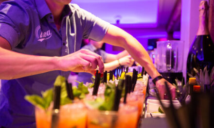 Ibiza Tilburg, cocktails, food & happiness